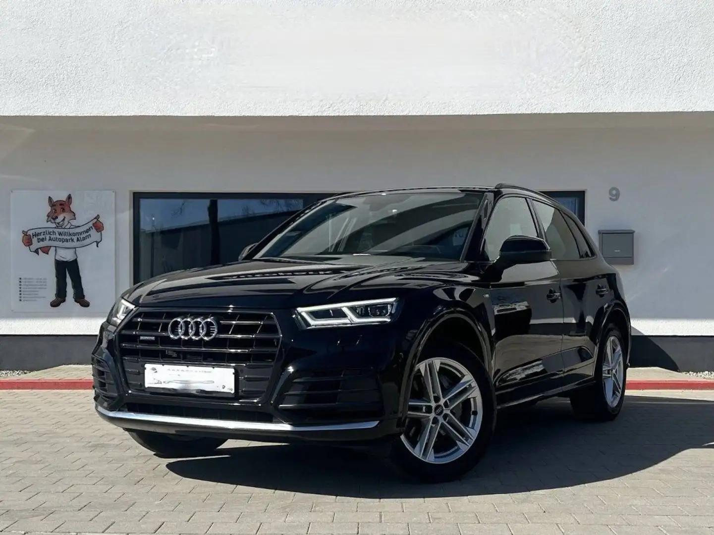 Audi Q5 40 TDI quat.S-line Tete.Haute LED Pano Attelage Nero - 1