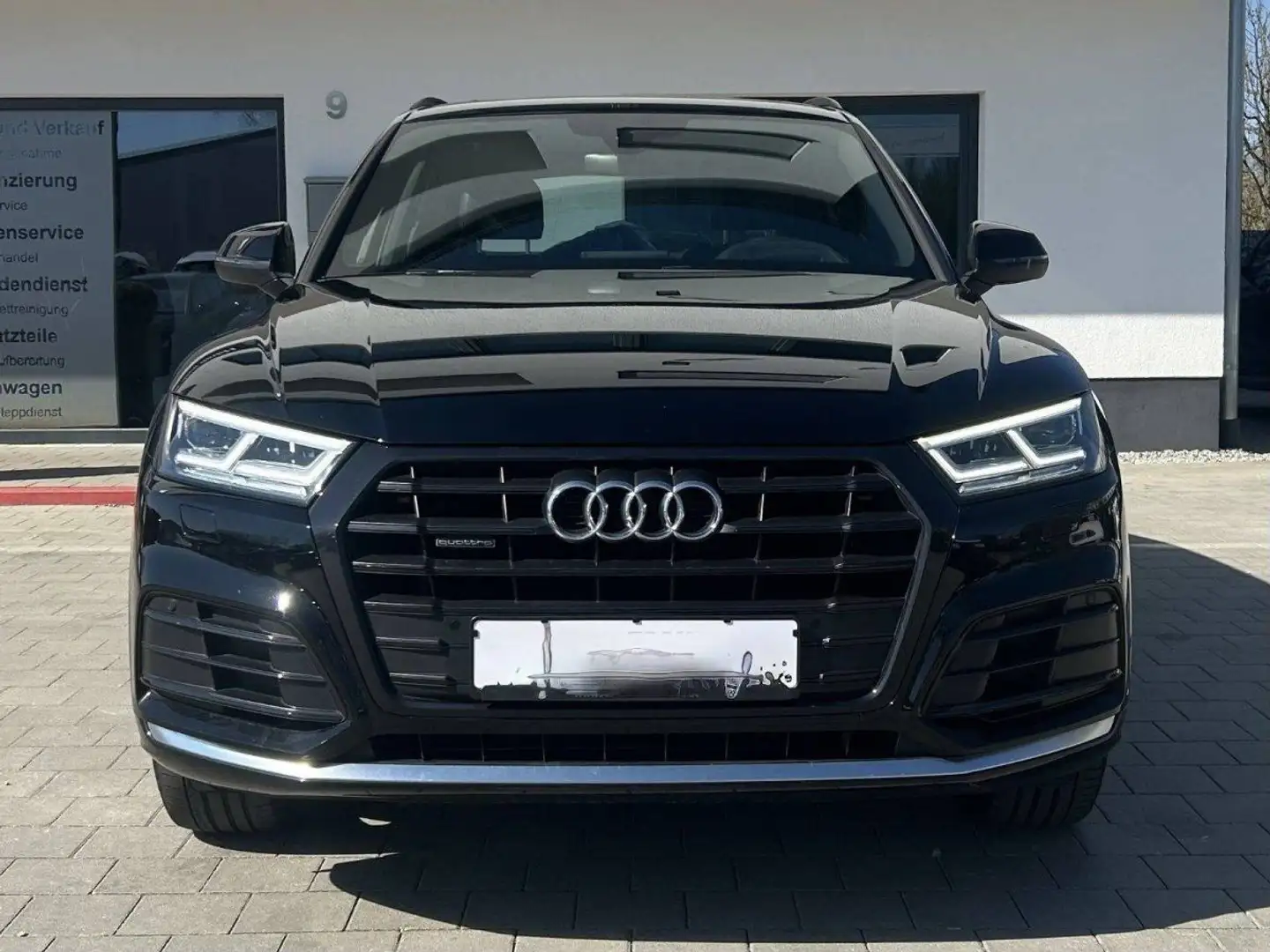Audi Q5 40 TDI quat.S-line Tete.Haute LED Pano Attelage Nero - 2