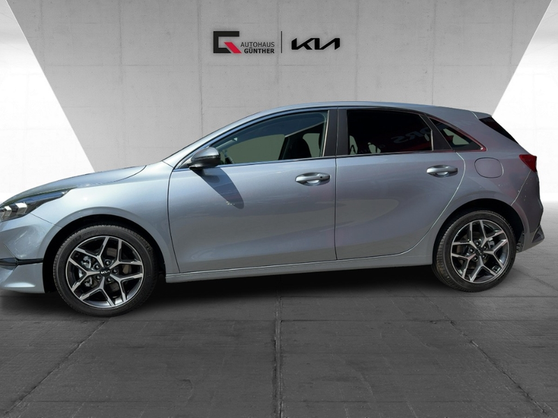 Kia Ceed / cee'd Ultimate Edition 1.5T 48V DCT Style — photo 2