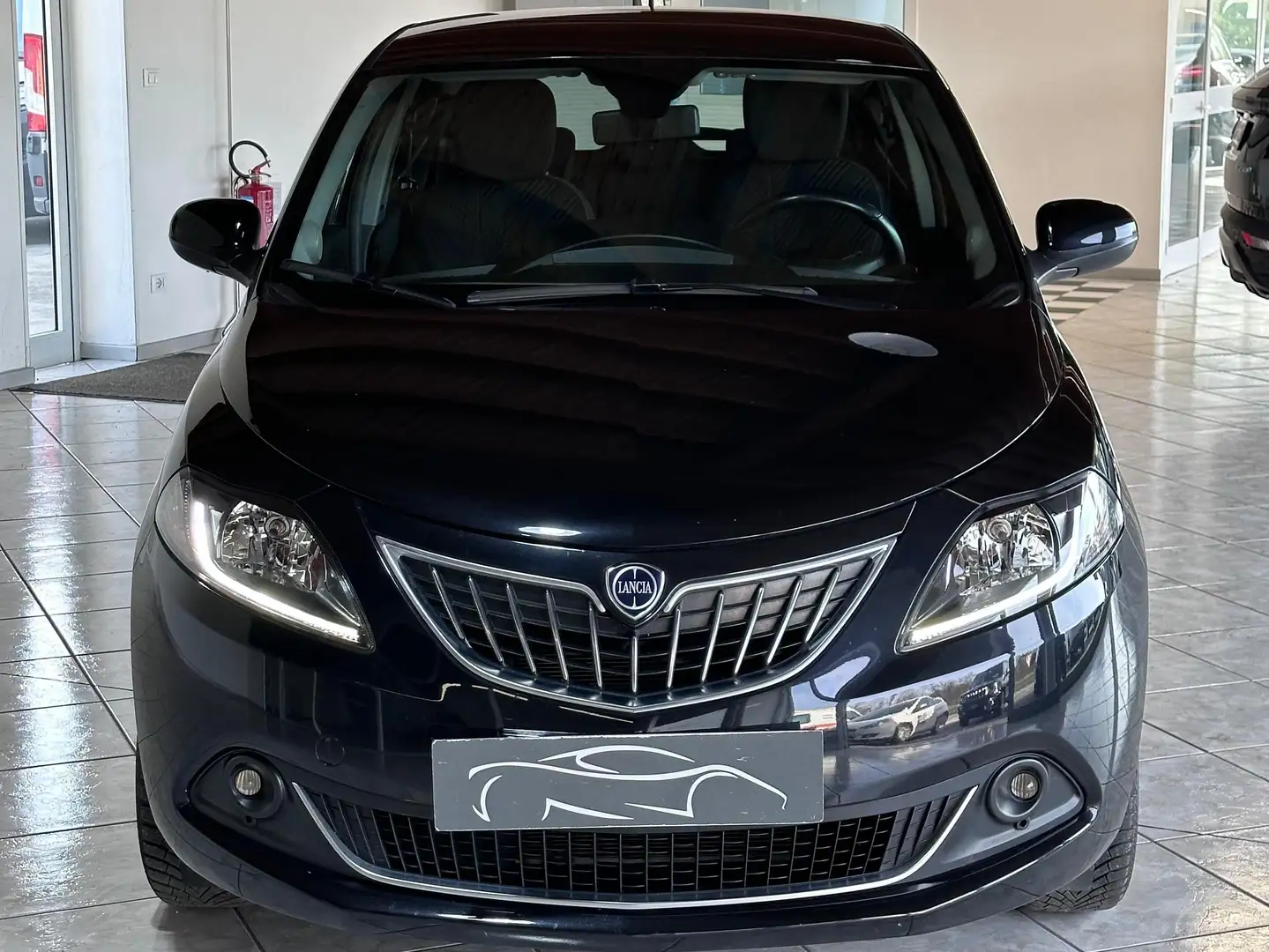 Lancia Ypsilon YPSILON 1.0 FIREFLY 5P S&S HYBRID ECOCHIC A. Schwarz - 2