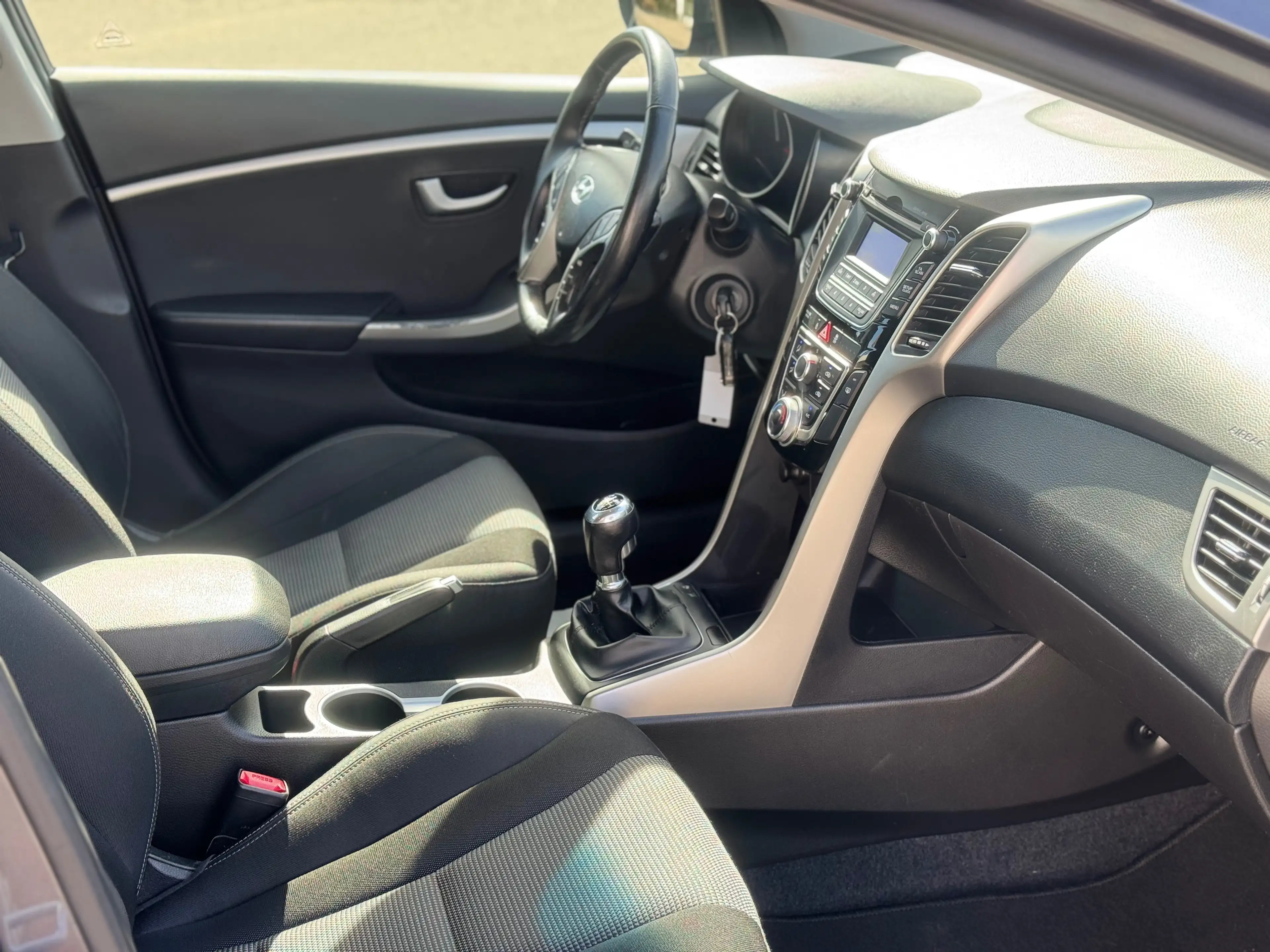 Hyundai i30 blue Classic — photo 8
