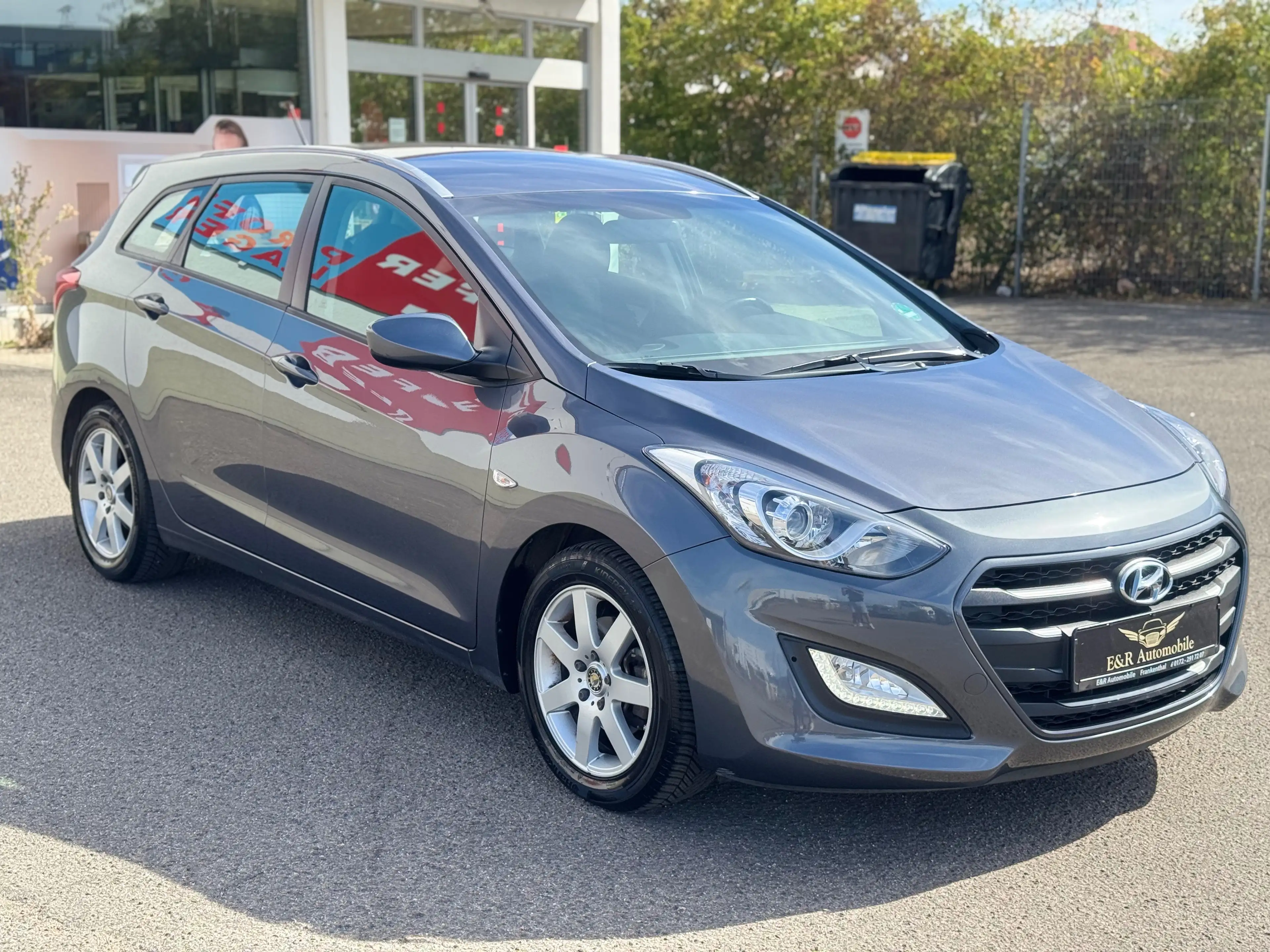 Hyundai i30 blue Classic — photo 10