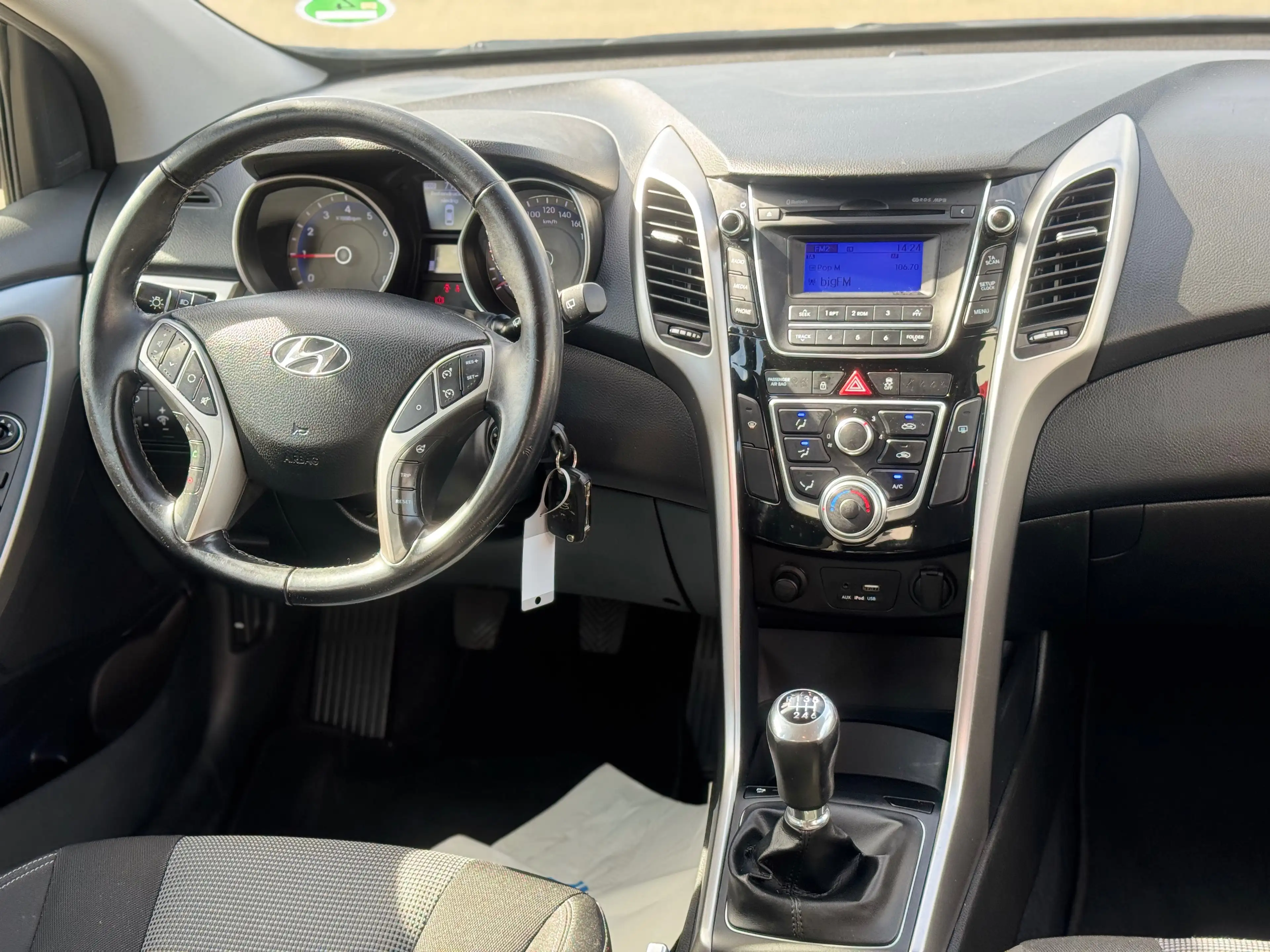 Hyundai i30 blue Classic — photo 7