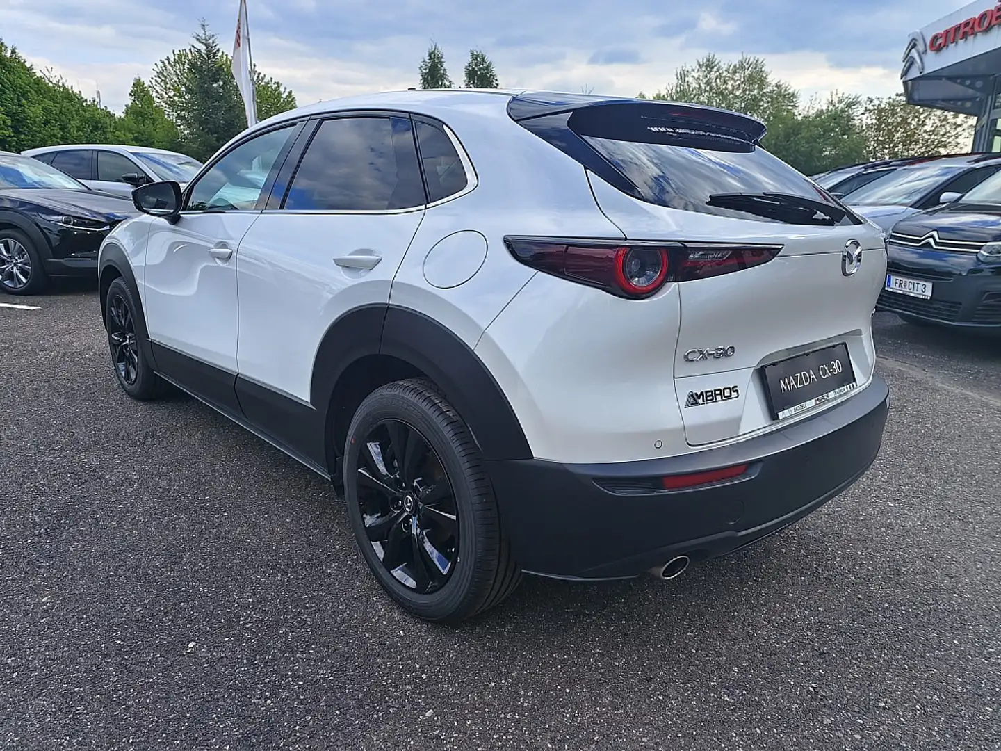 Mazda CX-30 e-Skyactive G122 Homura Automatik JAHRESWAGEN-A... Blanc - 2