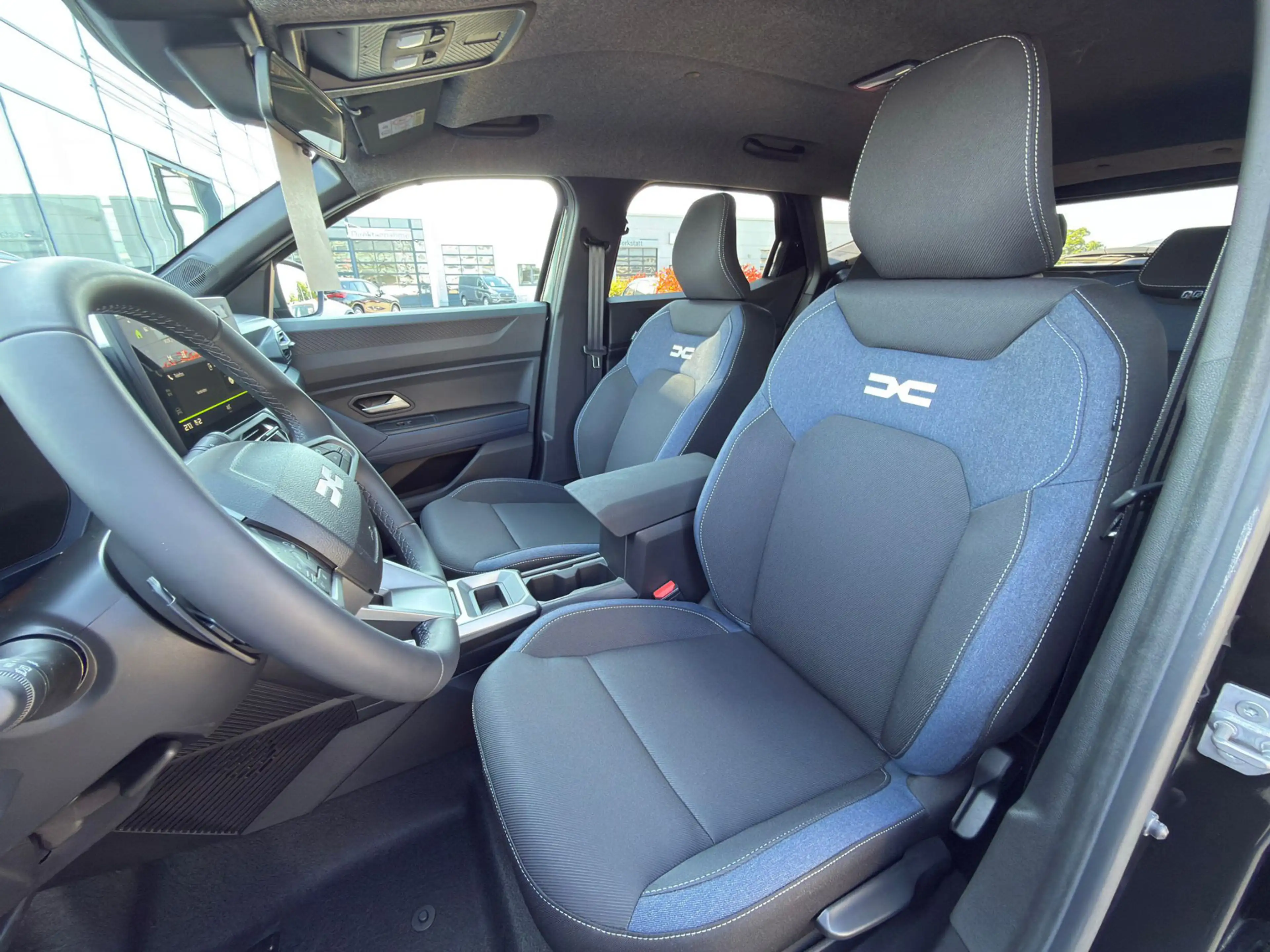 Dacia Duster 1.3 TCe 150 EDC Journey City Paket — photo 8