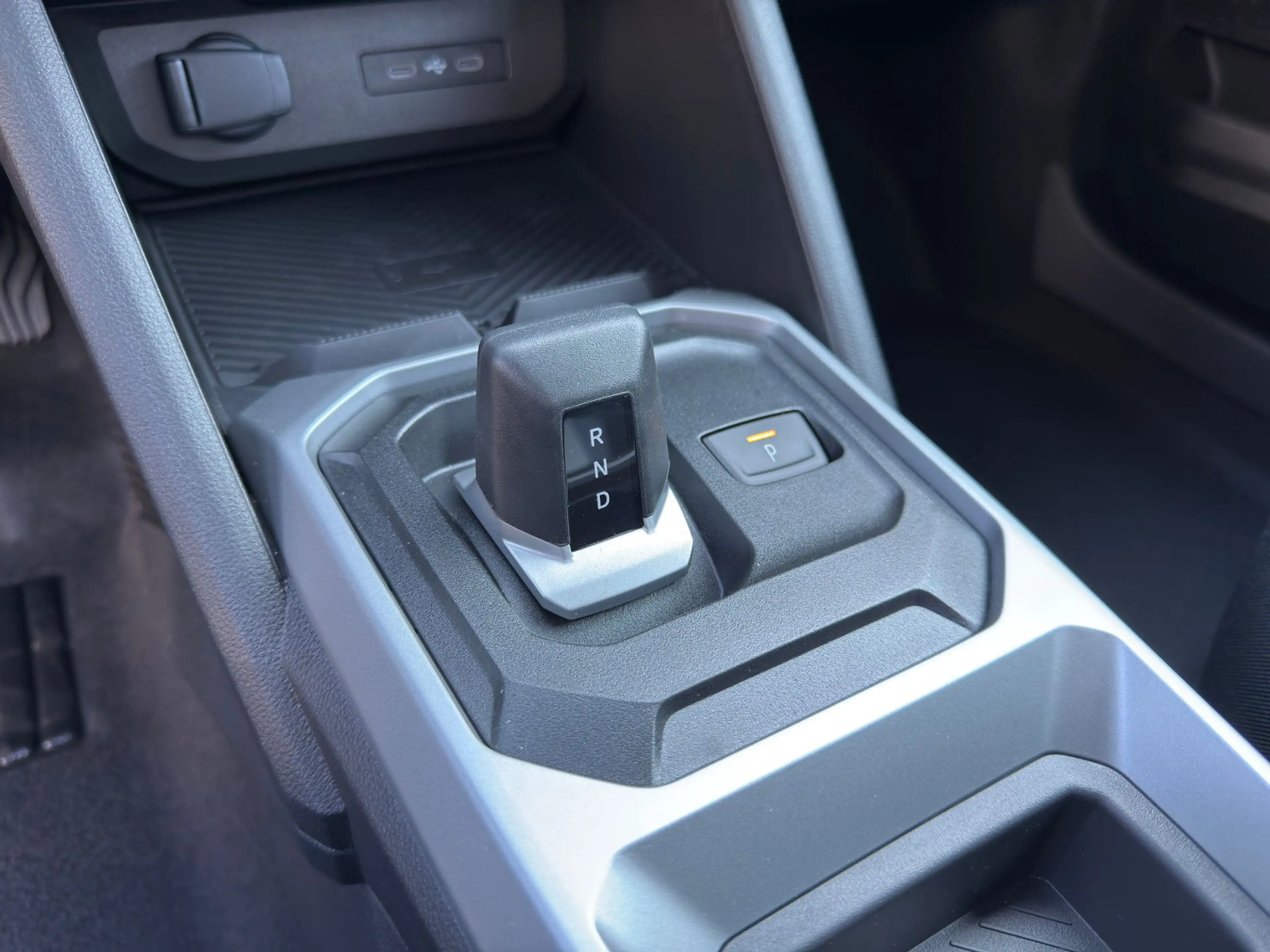 Dacia Duster 1.3 TCe 150 EDC Journey City Paket — photo 15