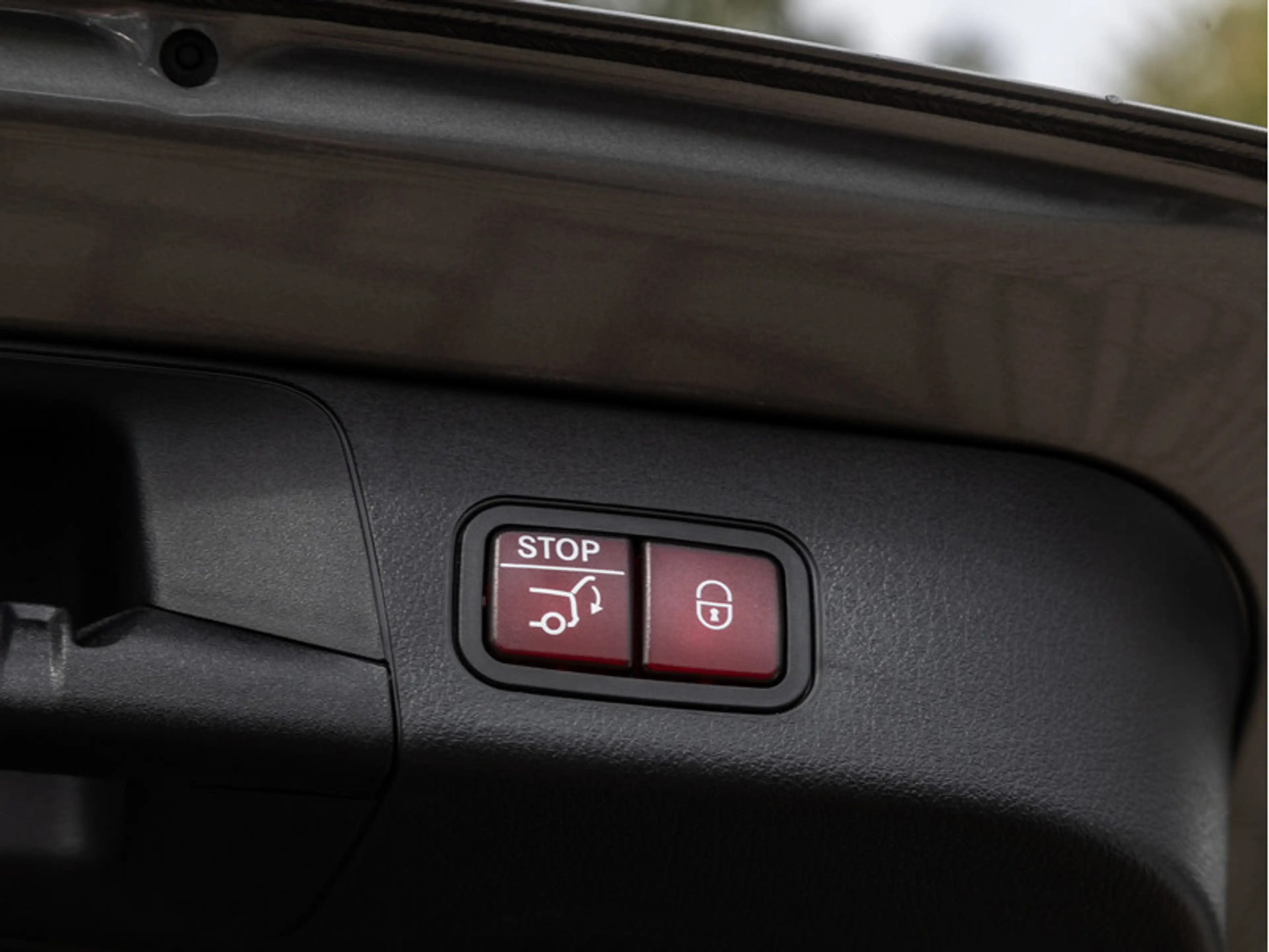 Mercedes-Benz EQB 250 + Progressive/LED/Cam/Distr/7Sitzer/SHZ — photo 7