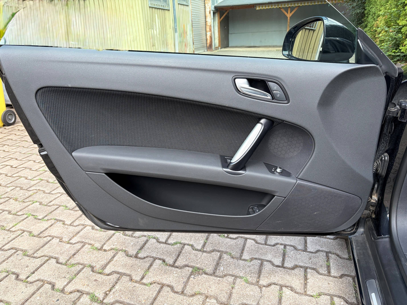 Audi TT 1.8 TFSI Coupe S-Line*Navi*19 zoll* — photo 9