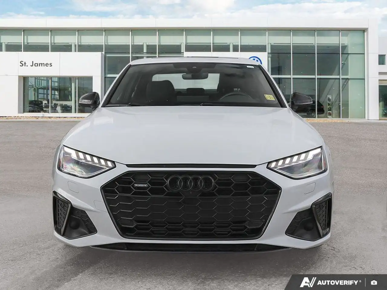 Audi A4 снимка Audi A4