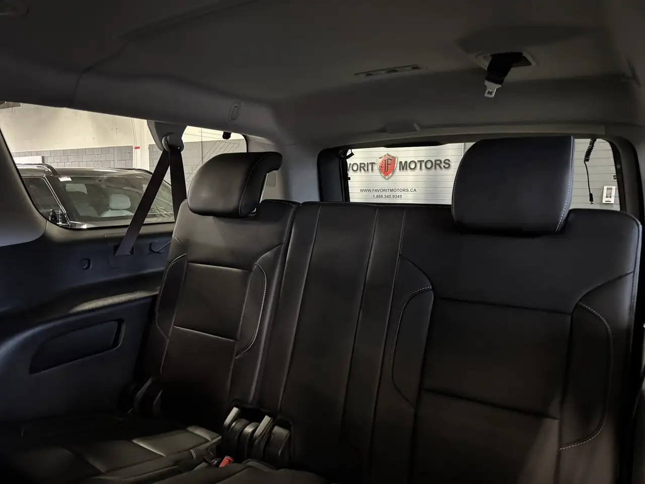 GMC Yukon снимка GMC Yukon