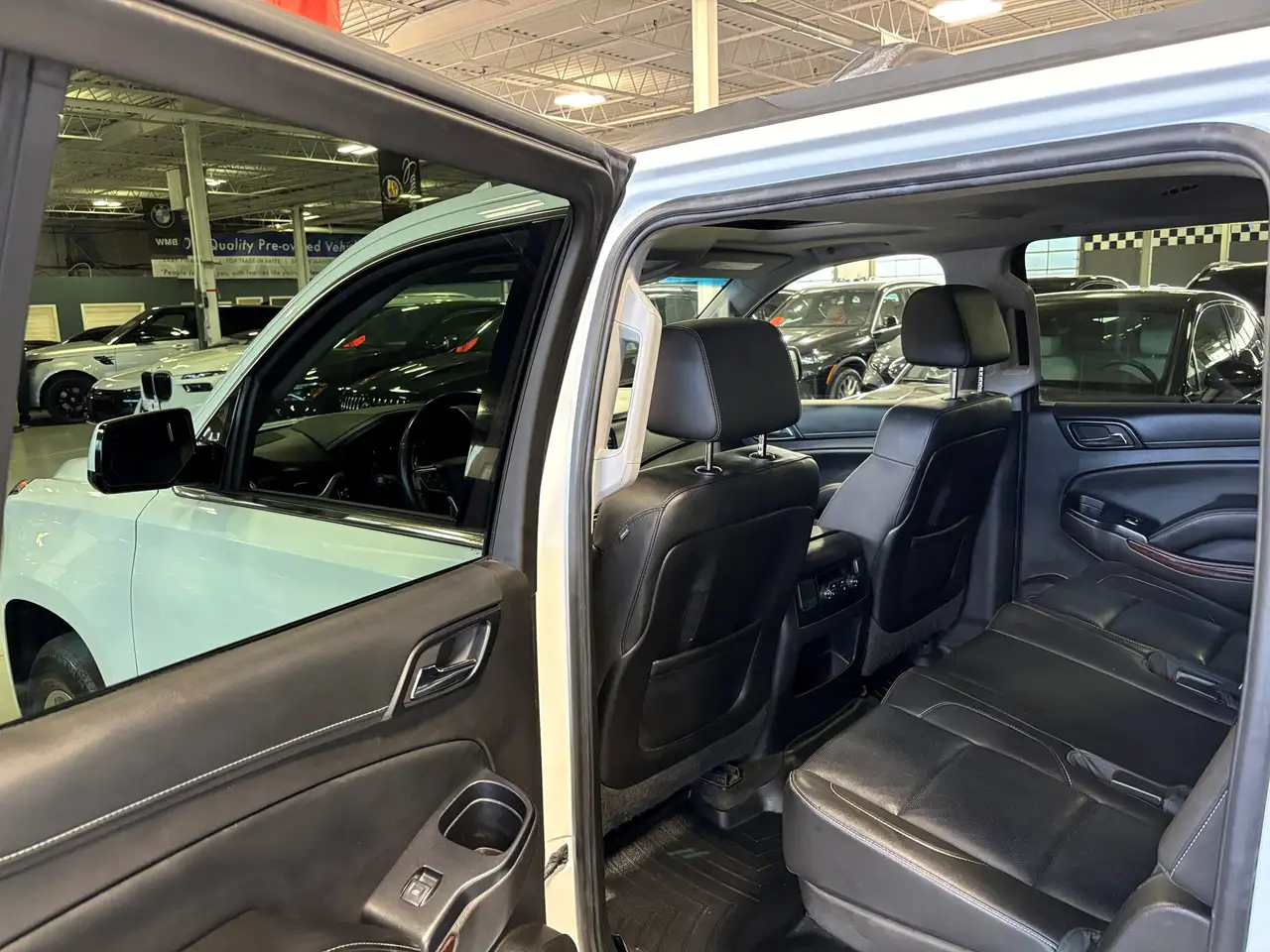 GMC Yukon снимка GMC Yukon