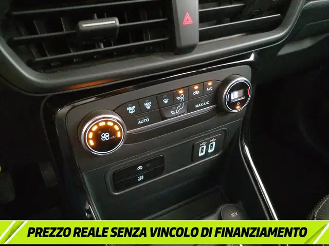 Ford EcoSport view 14