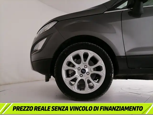 Ford EcoSport view 24