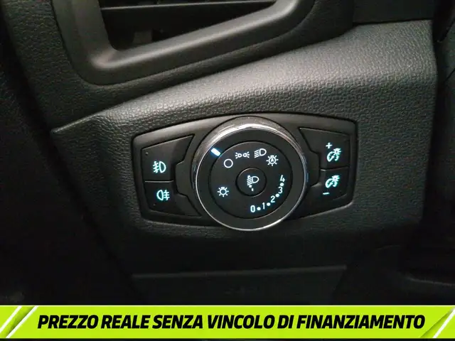 Ford EcoSport view 23