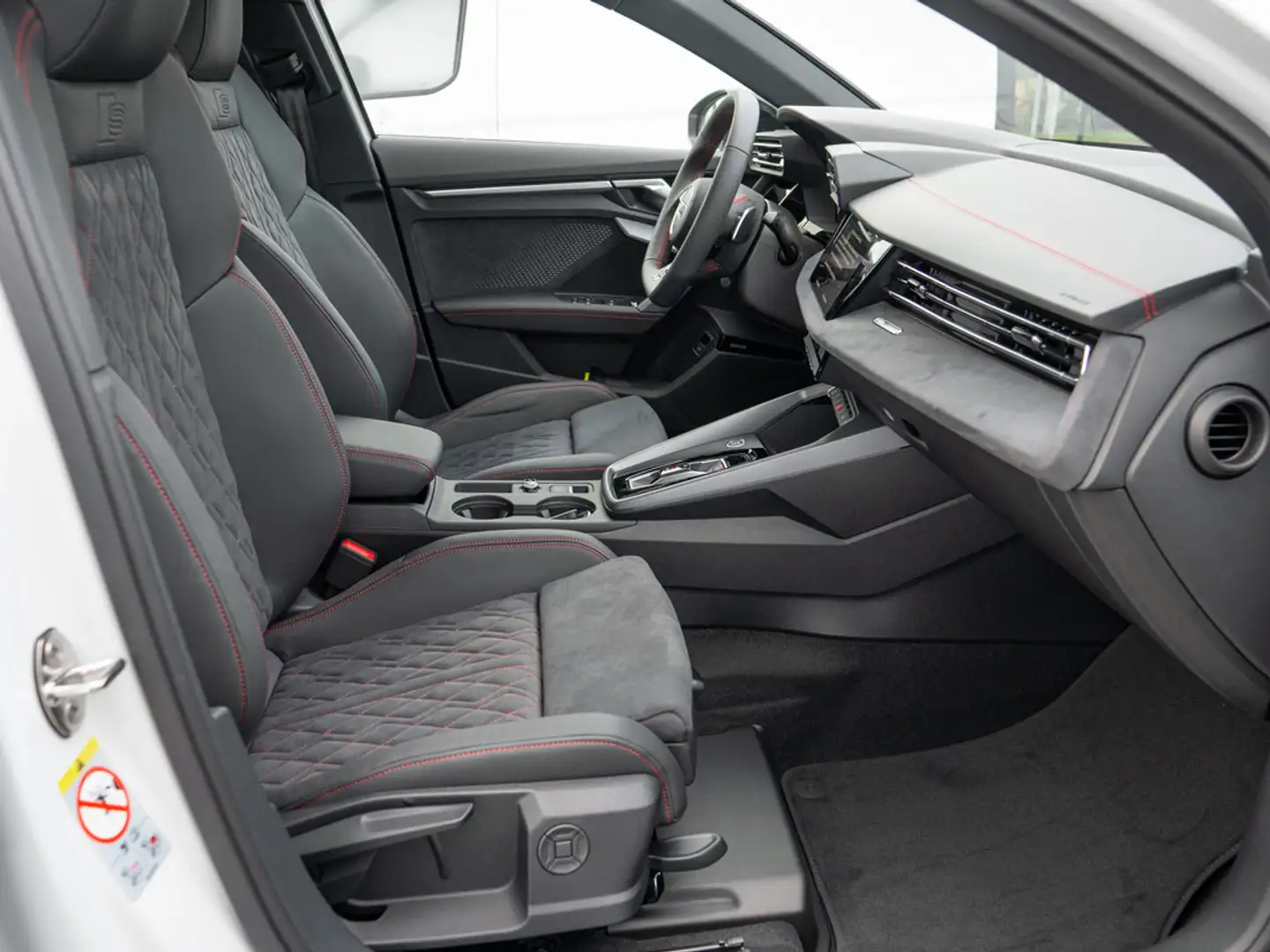 Audi A3 allstreet 35 TFSI SHZ ACC MATRIX-LED SONOS Weiß - 2
