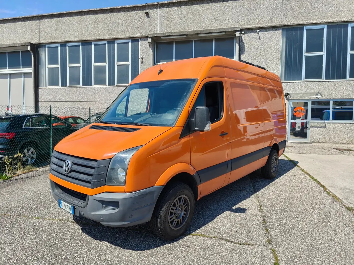 Volkswagen Crafter 2.0 tdi 30 L2H2 190CV CAMPER Naranja - 1