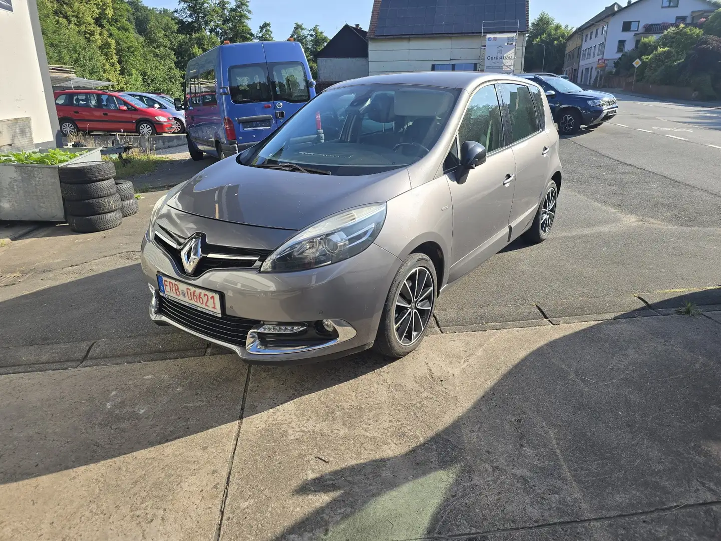 Renault Grand Scenic Energy TCe 130 S Gris - 1