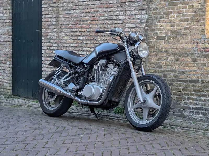 Suzuki VX 800 - foto 3