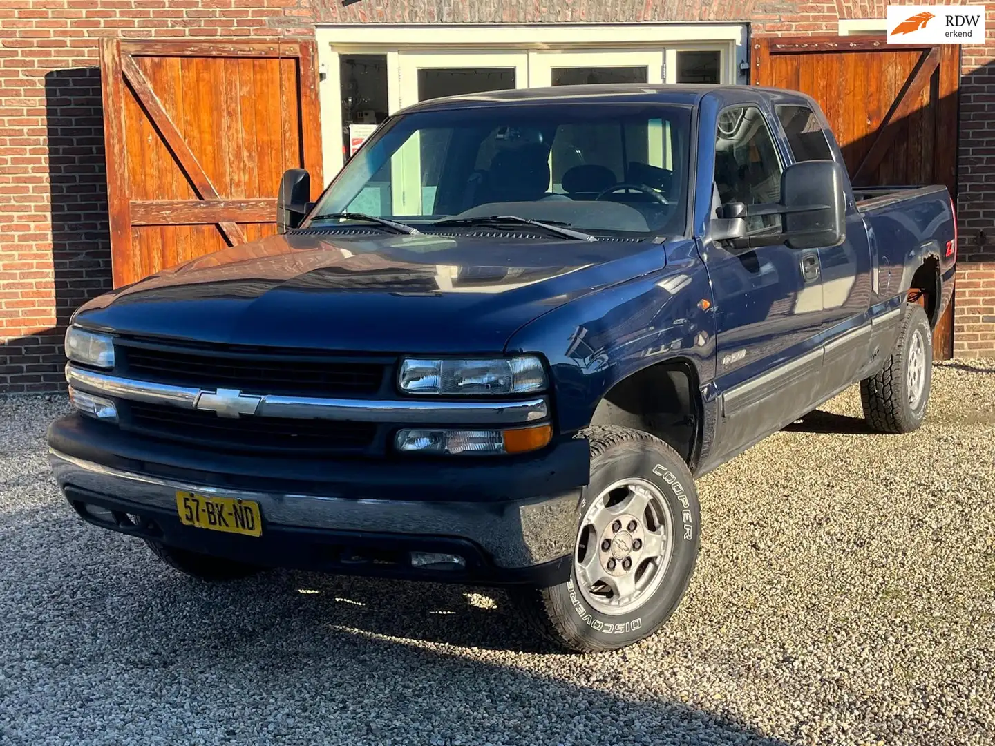 Chevrolet K1500 Silverado V8 met werk en APK Blau - 1