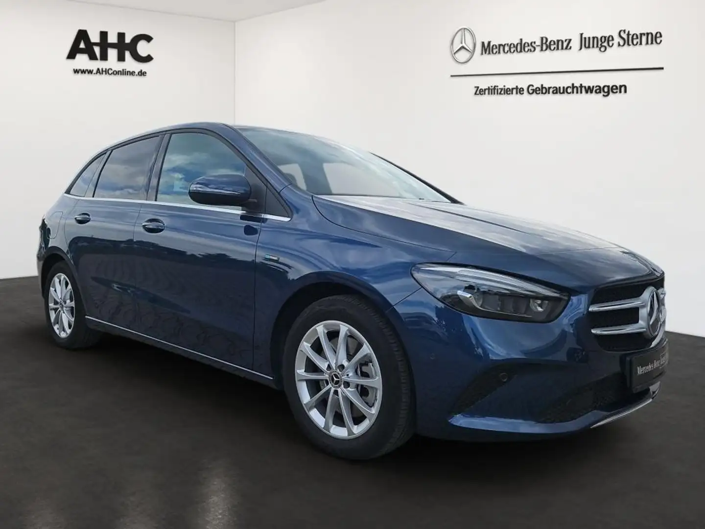 Mercedes-Benz B 250 e Style AHK Totwi. Memo LED SHZ SpurH DAB Bleu - 2
