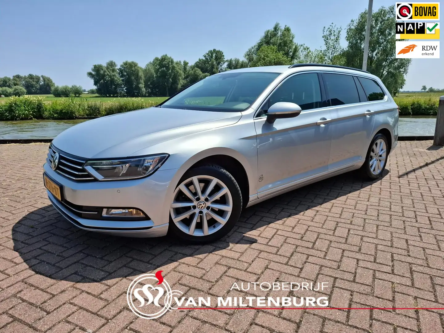 Volkswagen Passat Variant 1.4 TSI ACT Comfortline Clima Stoelverw. PDC v+a T Grijs - 1