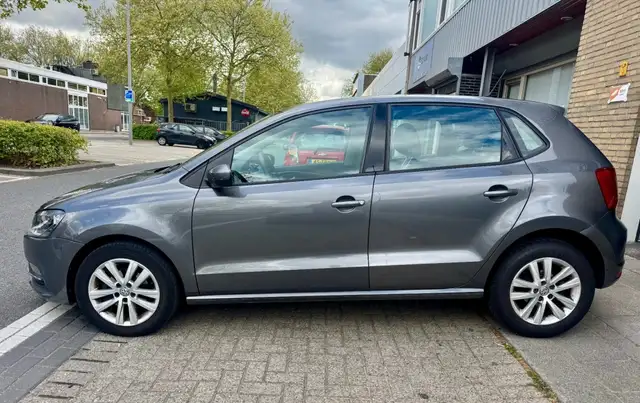 Volkswagen Polo view 14