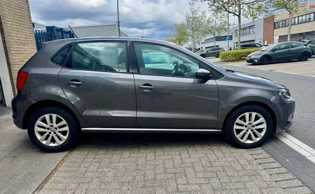 Volkswagen Polo view 13