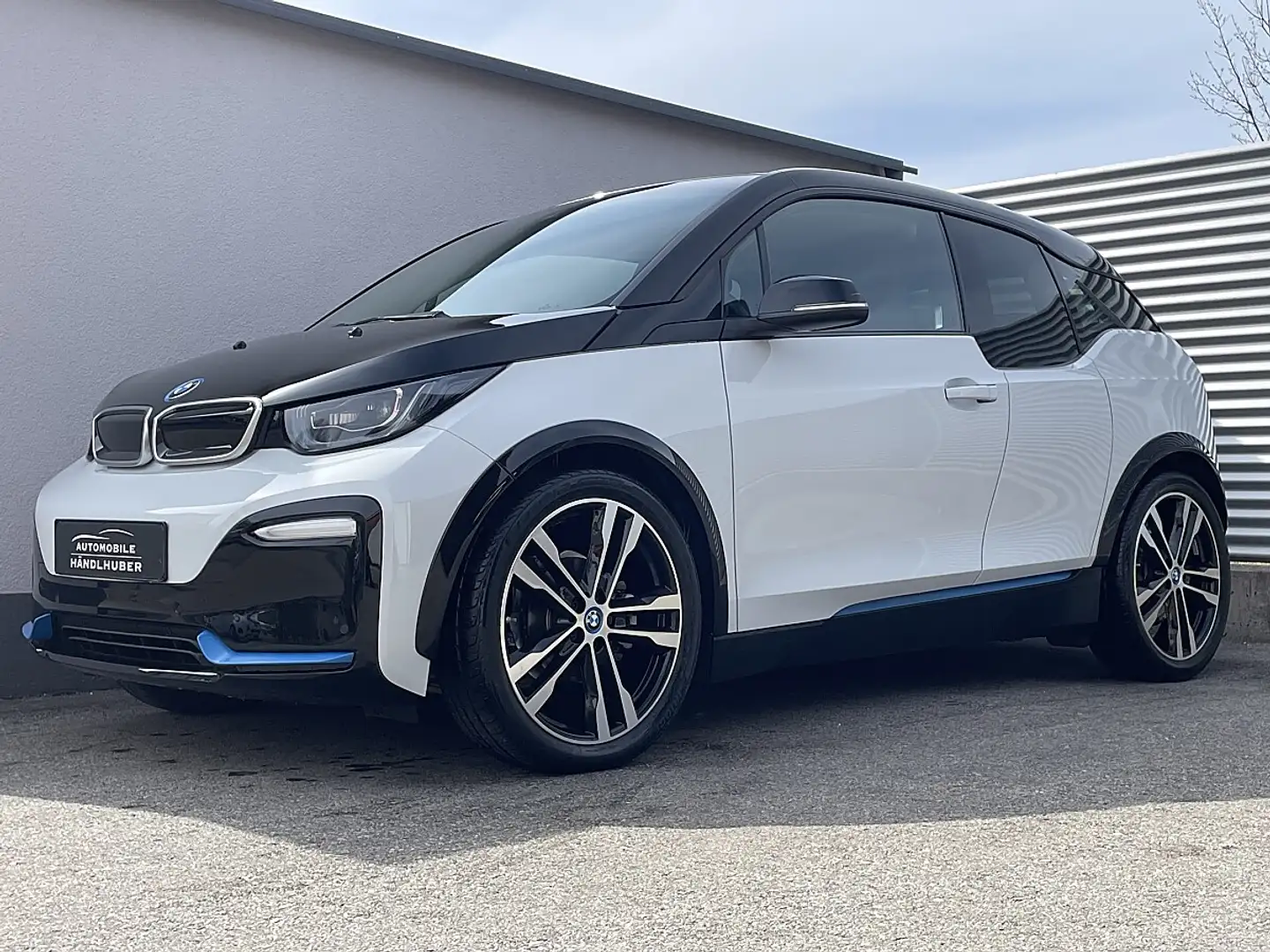 BMW i3 42,4kWh S SPORTPAKET/NAVIPRO/ACC/RÜ.KAM/20"/AD.LED Weiß - 2