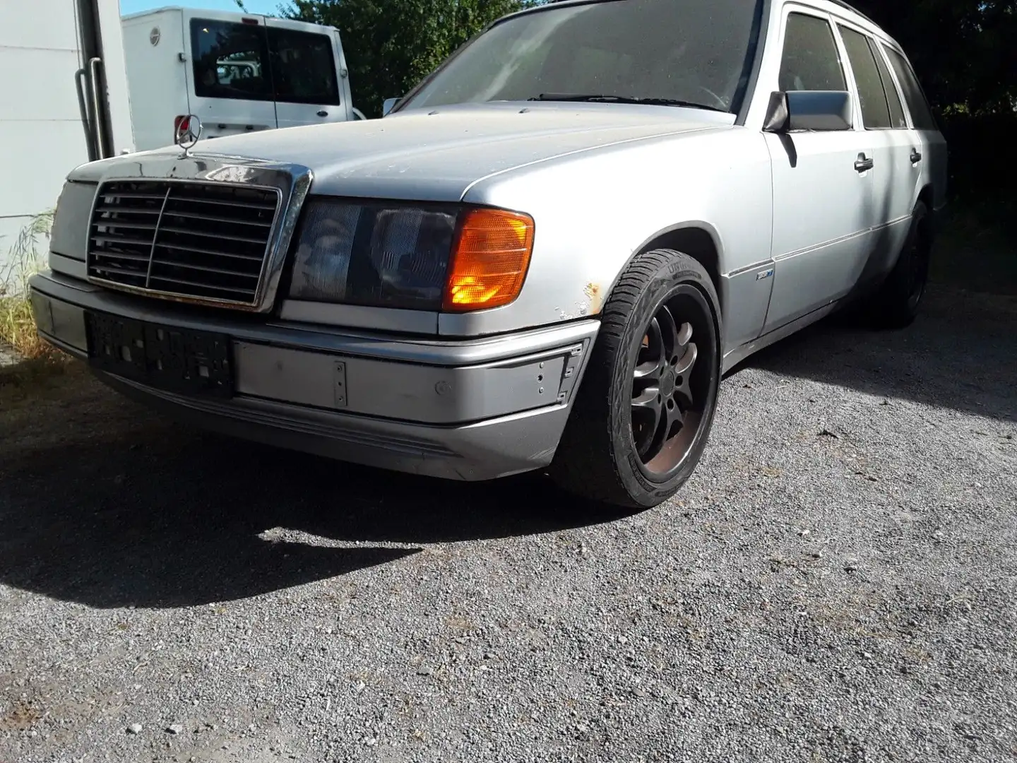 Mercedes-Benz 280 124T, SPORTLINE, Leder, Klima,SSD,Kein TÜV Grau - 2