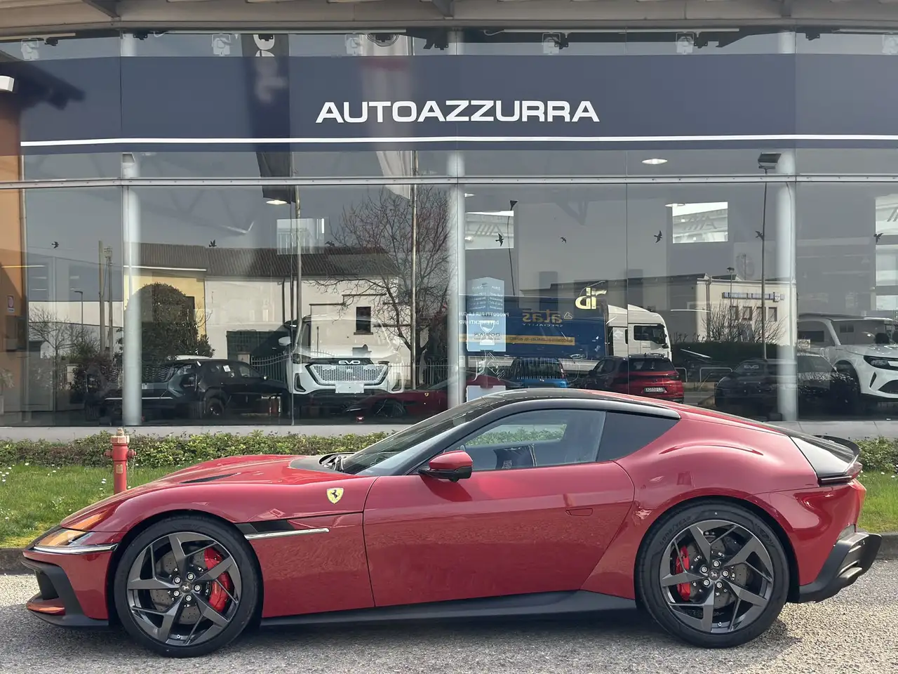 Ferrari 12 Cilindri 12Cilindri | IVA, LIFT, MATRIX, TETTO, 360°, DAYTONA SEATS XL 2