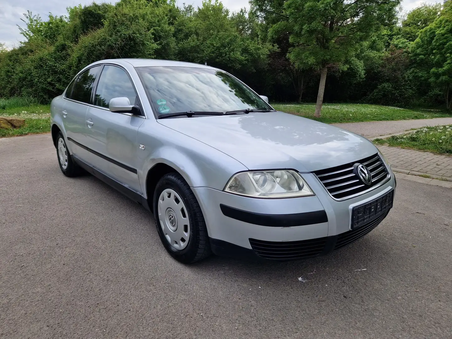 Volkswagen Passat Family,Servo,Klima,Tüv 2026 Grau - 2