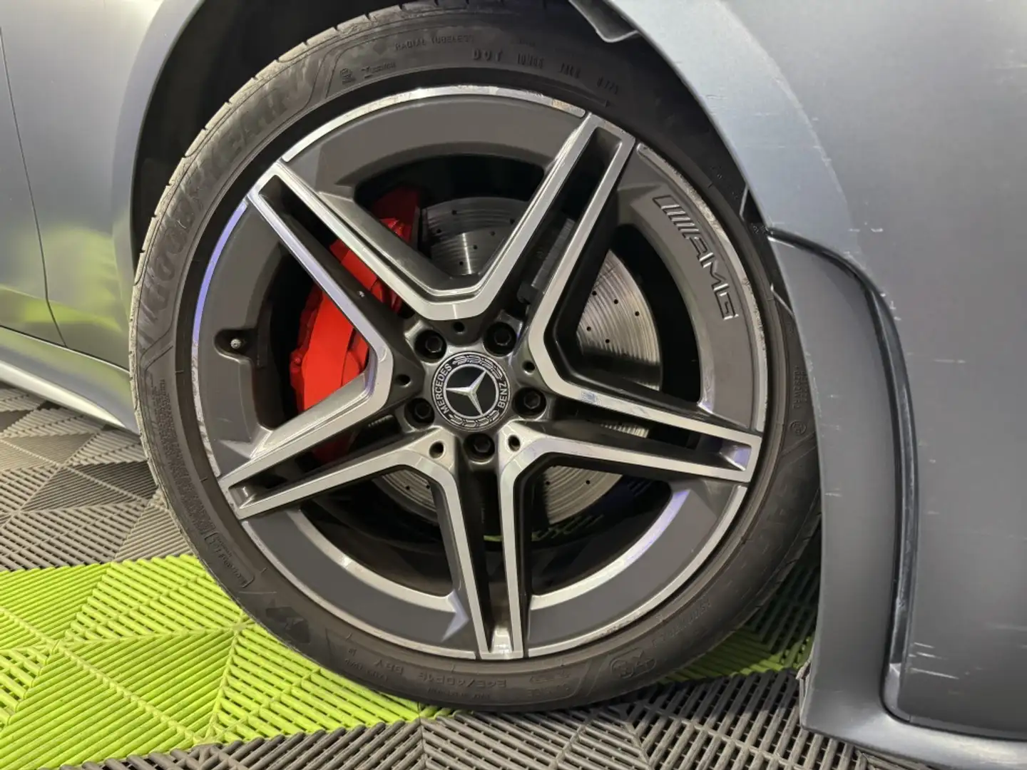 Mercedes-Benz CLS 400 400d 4Matic Aut. Gris - 2