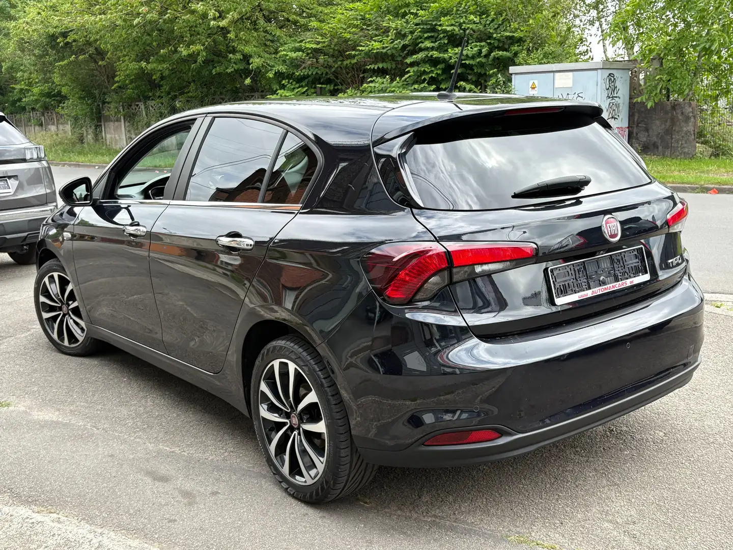 Fiat Tipo 1.6 MultiJet S-Design SPORT 1er MAIN CAMERA GPS Noir - 2