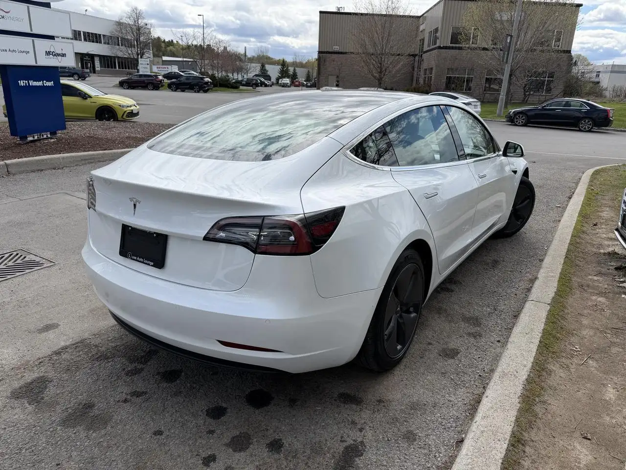Tesla Model 3 fotografie Tesla Model 3