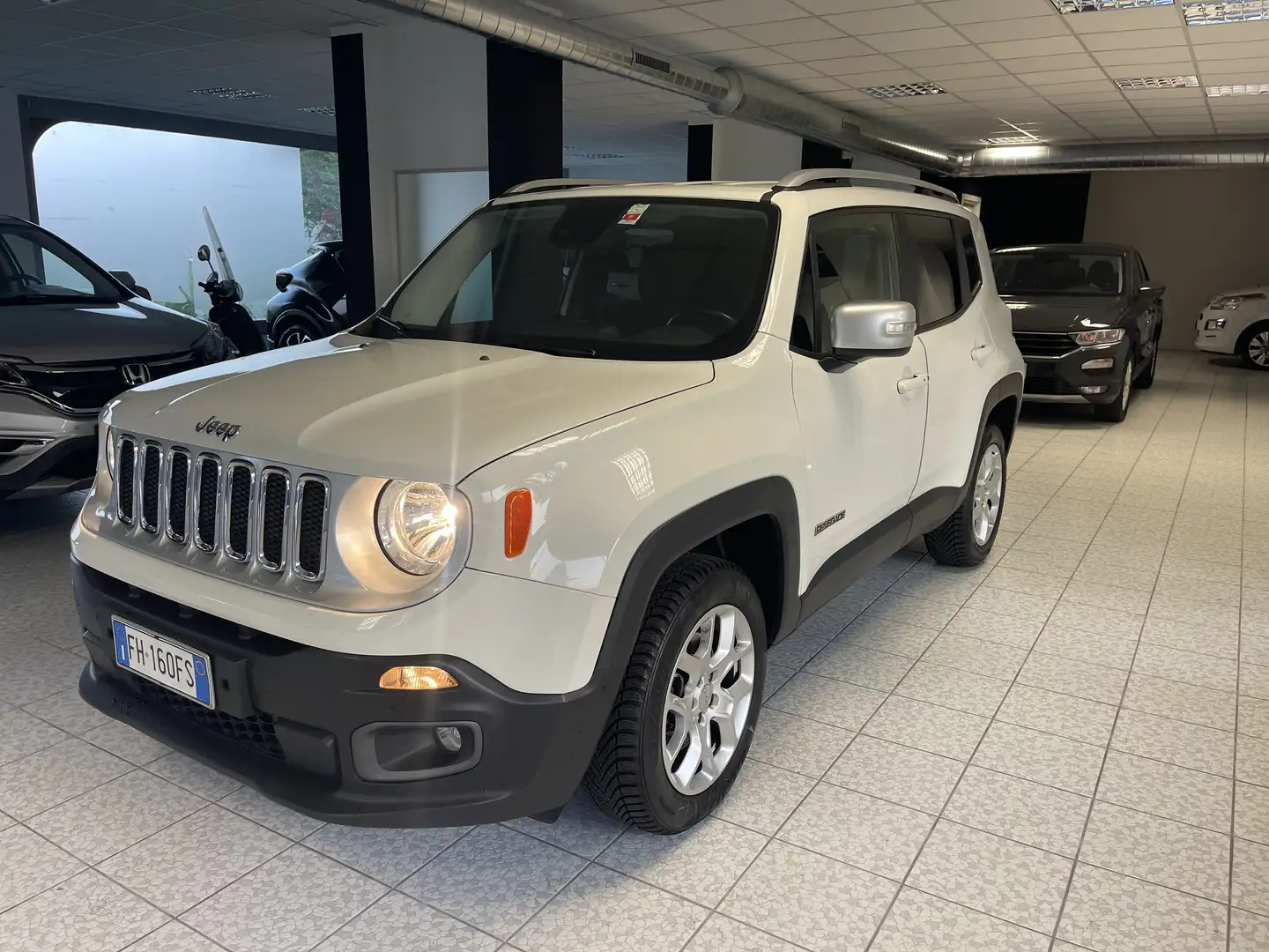 Jeep Renegade Renegade 2.0 mjt Limited 4wd 140cv auto Bianco - 2