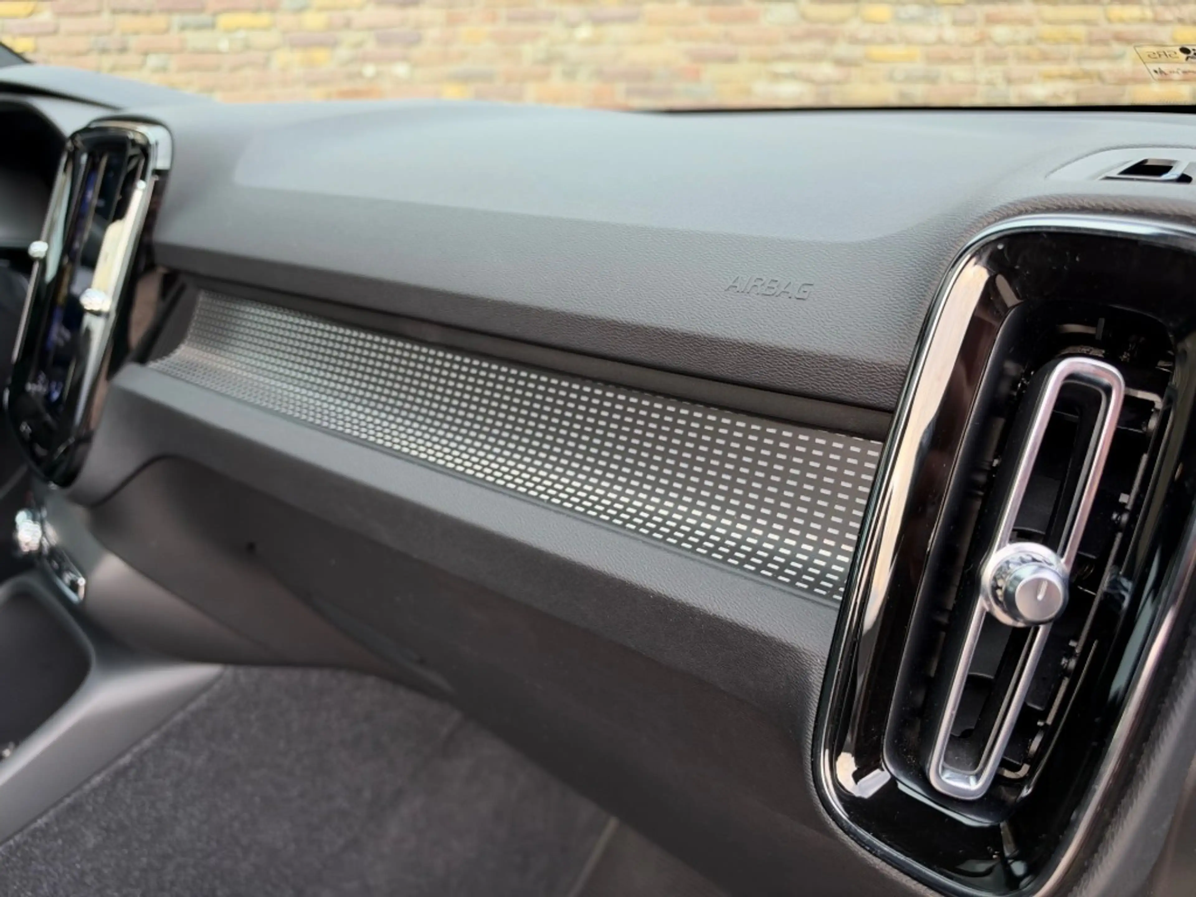 Volvo XC40 1.5 T4 Recharge R-DESIGN Panodak Leer Stuurverwarm — photo 29