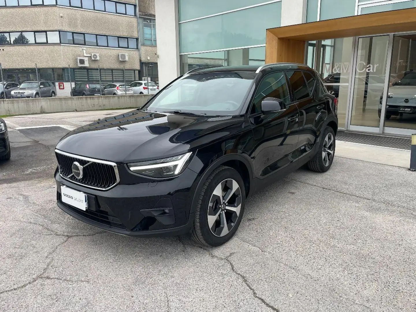 Volvo XC40 B3 CORE AUTO Bianco - 2
