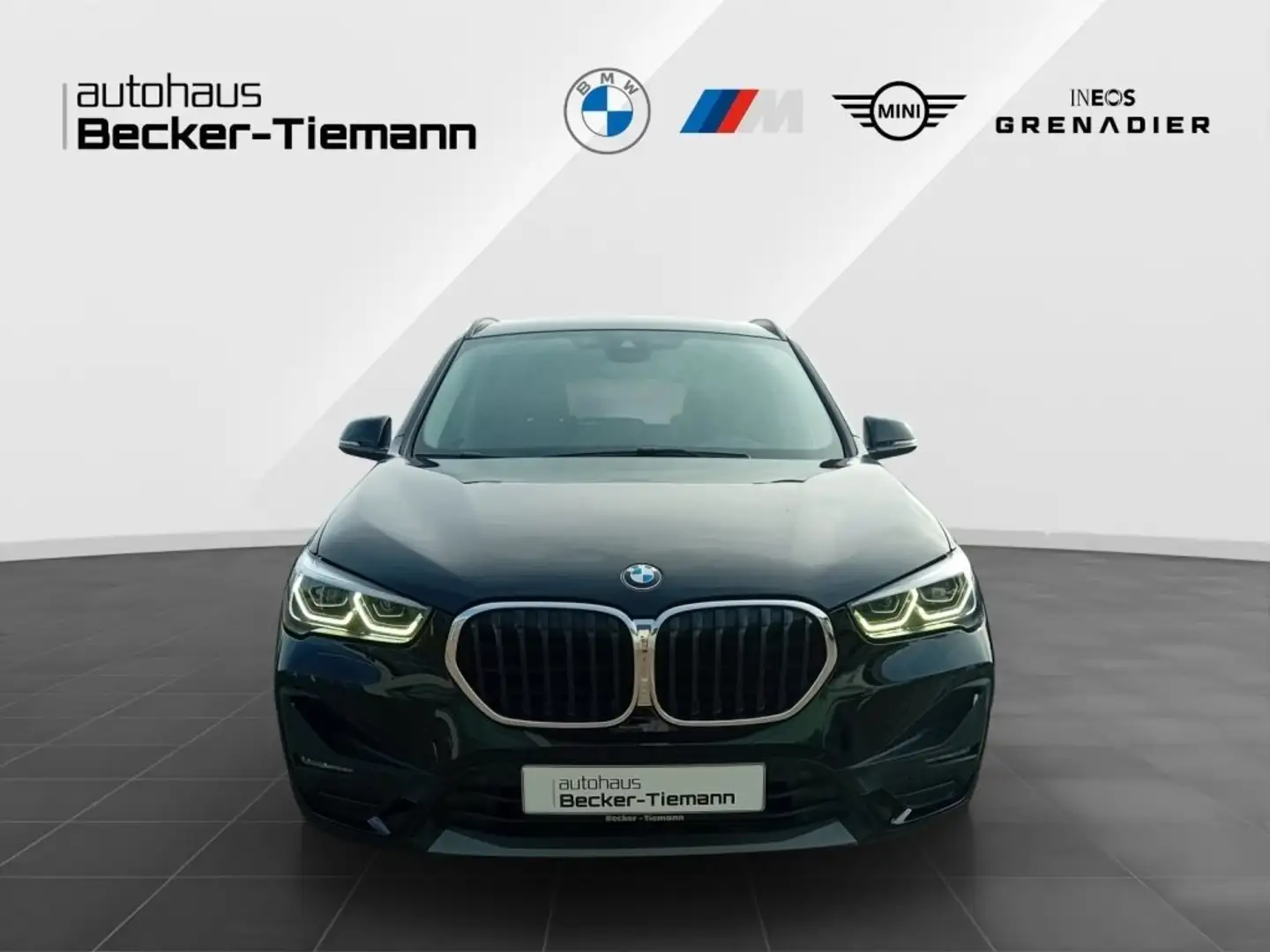 BMW X1 sDrive18d 17" / AHK / Sportsitze / LED / DAB / Sit Nero - 2