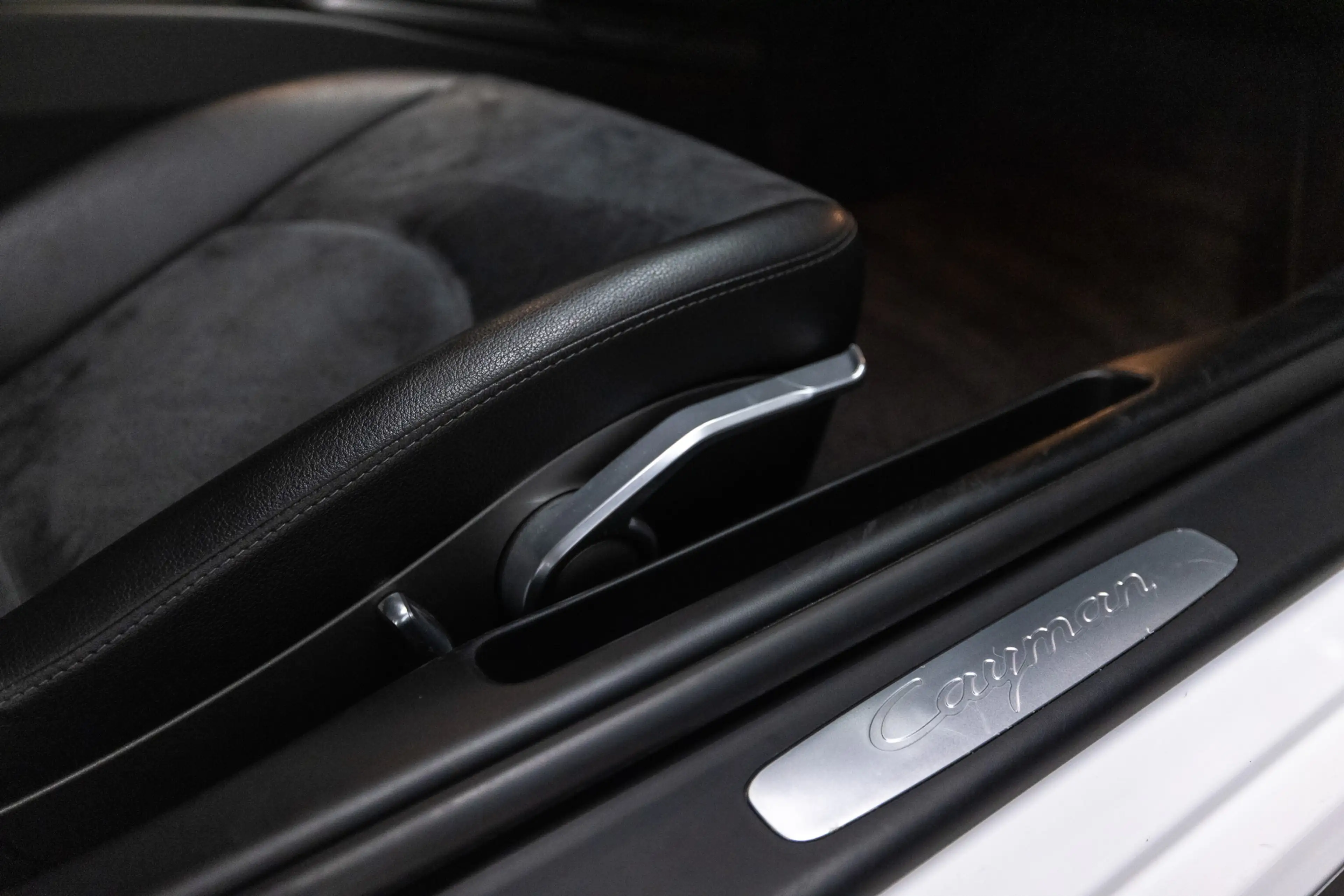 Porsche Cayman 2.7 — photo 24