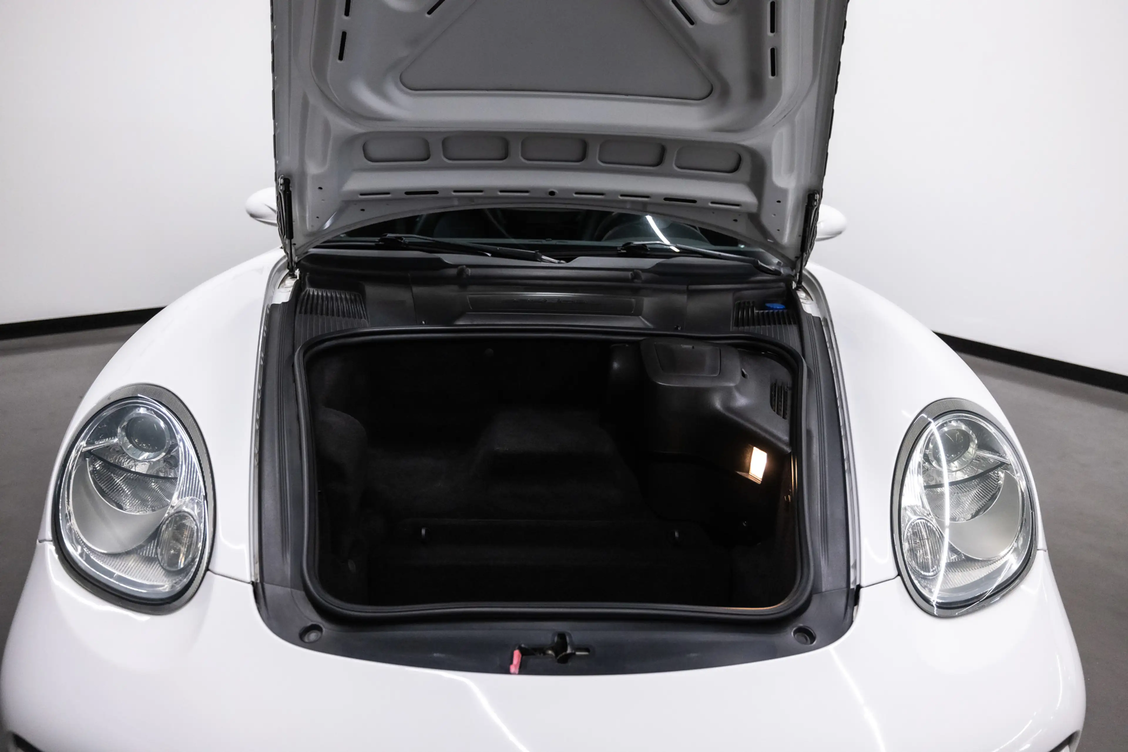 Porsche Cayman 2.7 — photo 35