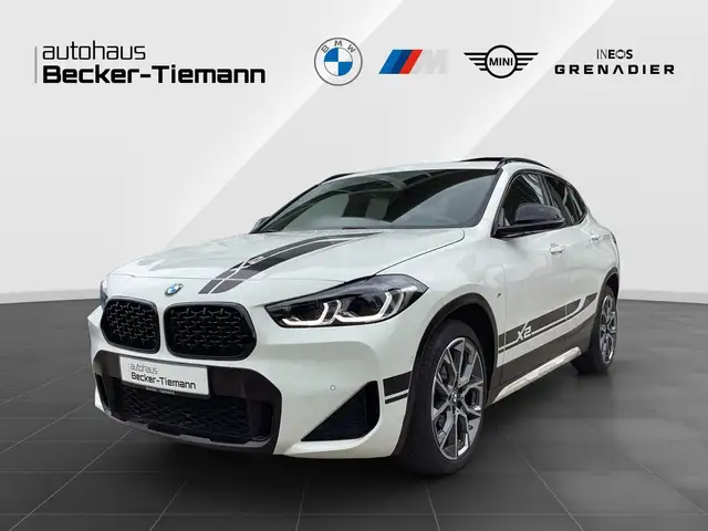 BMW X2 xDrive20i 19" / Edition M Mesh Paket / AHK / Pano