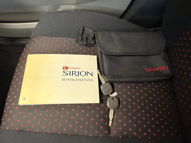 Daihatsu Sirion view 26