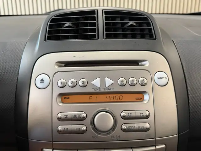 Daihatsu Sirion view 20