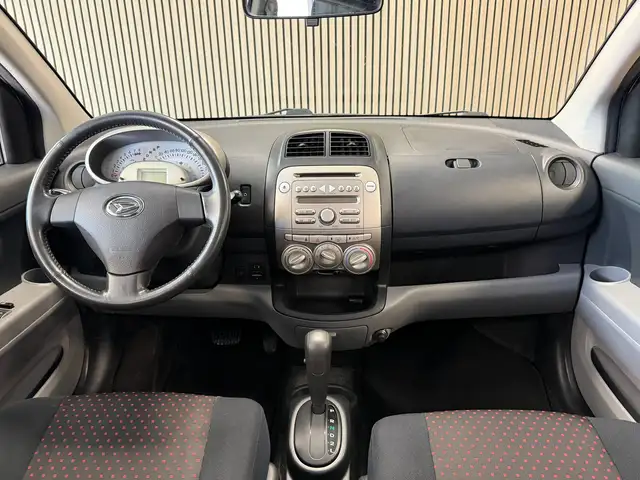 Daihatsu Sirion view 11