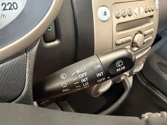 Daihatsu Sirion view 17