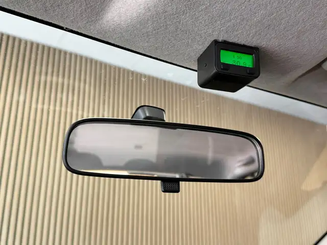 Daihatsu Sirion view 24
