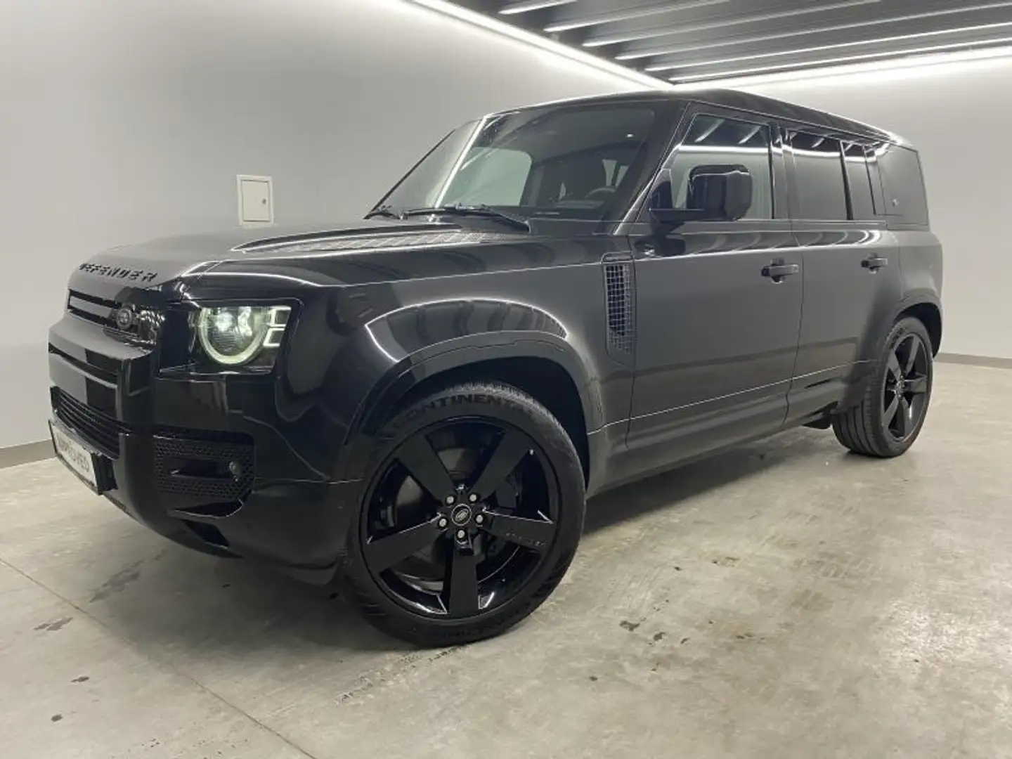 Land Rover Defender 110 P400 AWD Auto. 21MY Schwarz - 1