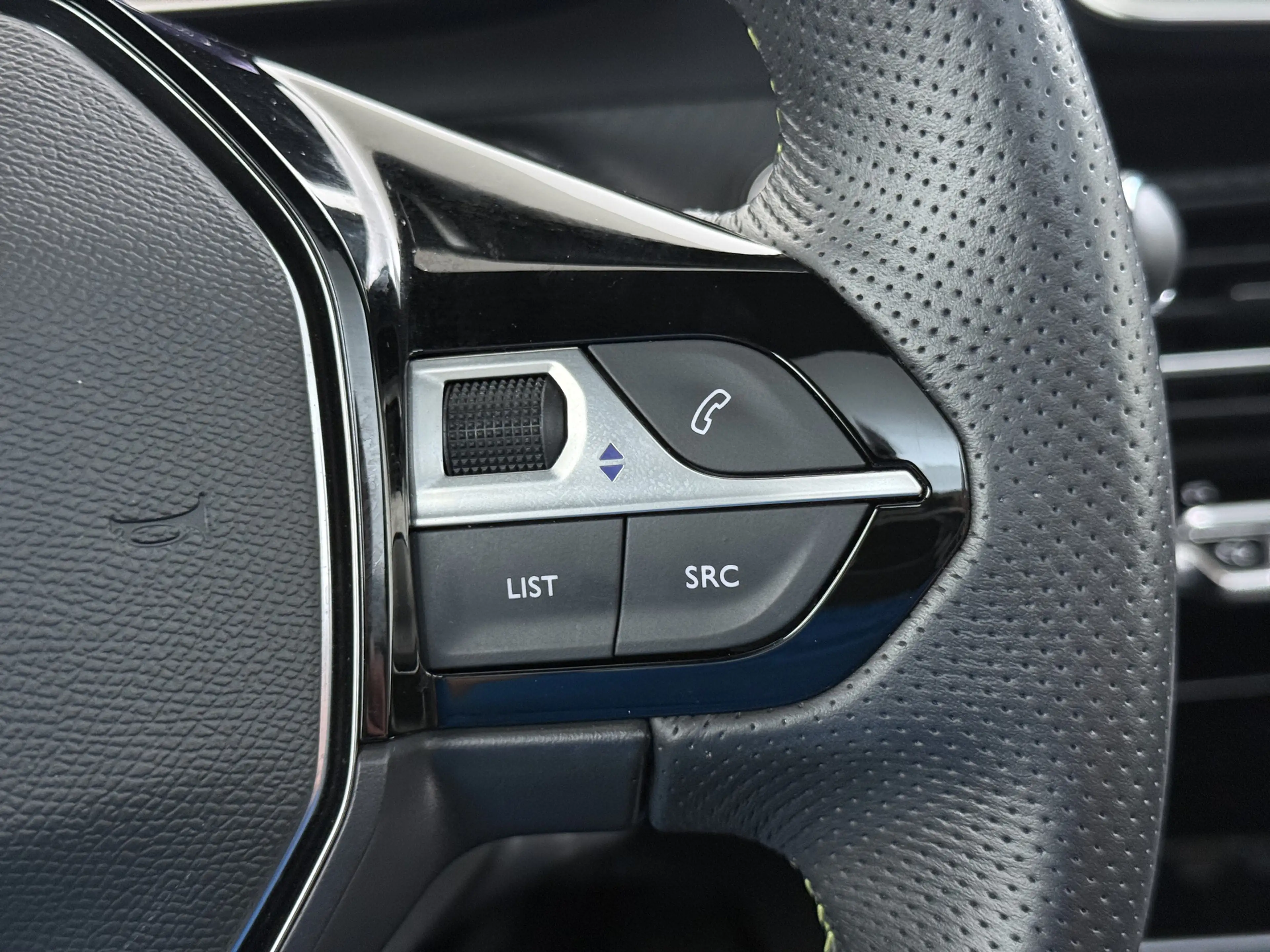 Peugeot e-208 EV GT350 SOH 98% Panoramadak Virtual Cockpit 360°C — photo 32