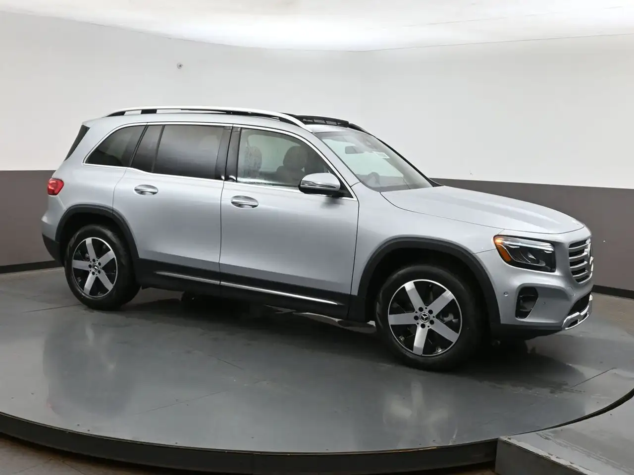 2025 Mercedes-Benz GLB