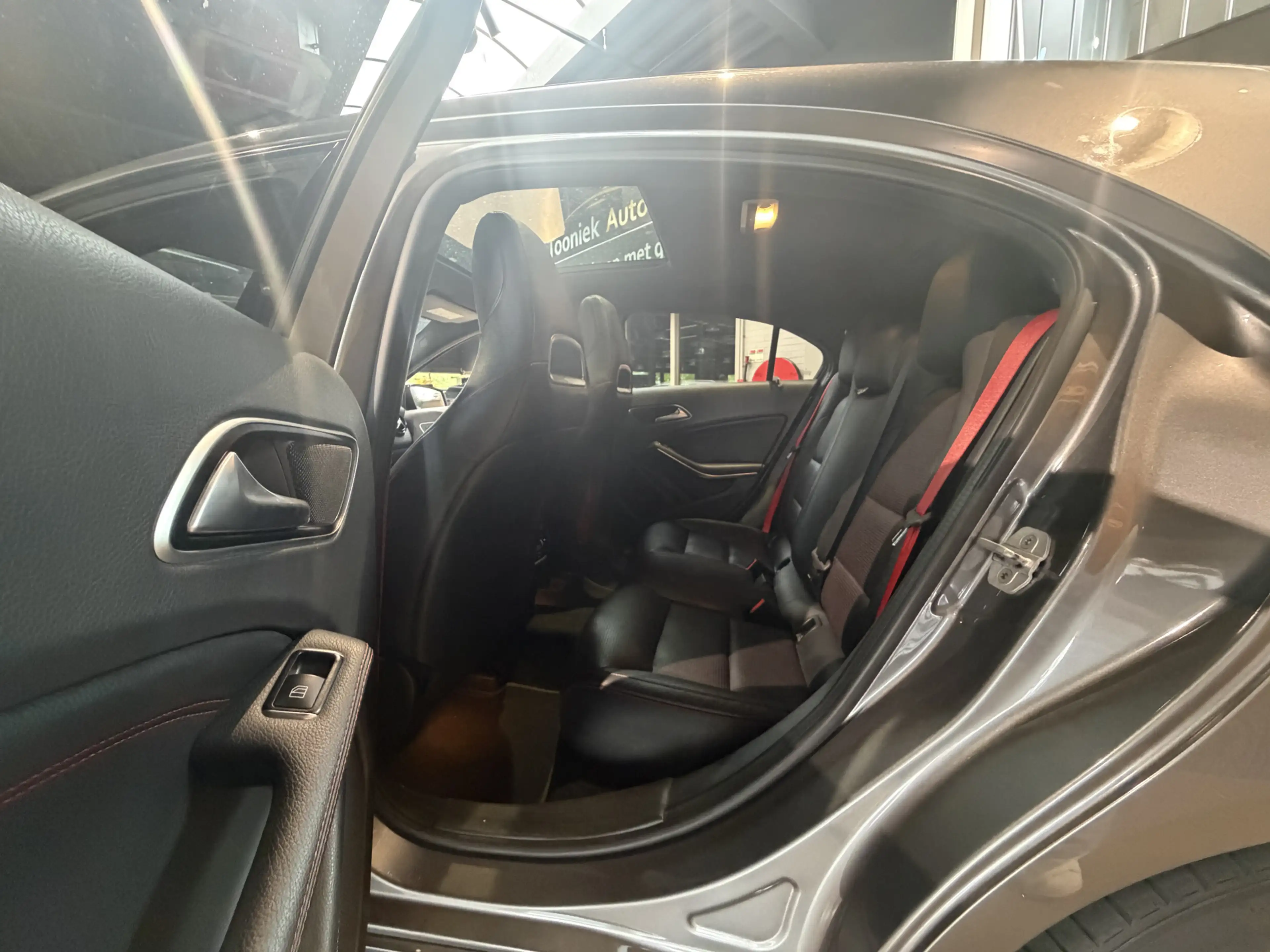 Mercedes-Benz A 250 Sport Ambition automaat | Navigatie | PANORAMADAK — photo 10